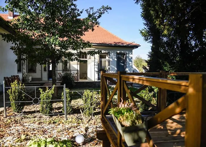 Appartement Parókia és Coworking A Balaton Mellett Kaptalantoti